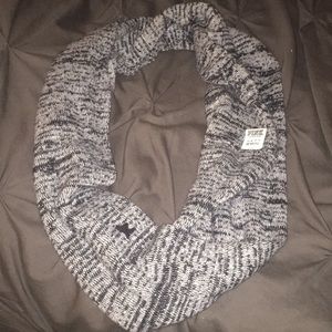 Victoria’s Secret PINK scarf